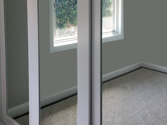 sliding door wardrobe